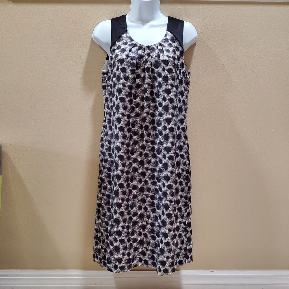 Boss Hugo Boss Dress Size 6 Black White Silk Sleeveless